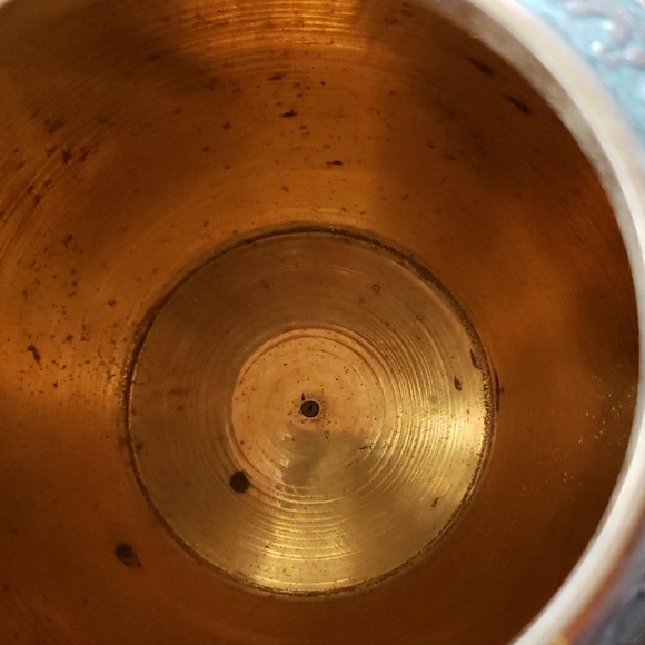 Vintage painted brass urn - Picture 5 of 7